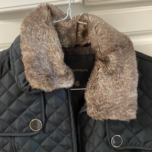 Weatherproof quilted jacket - Picture 3 of 5